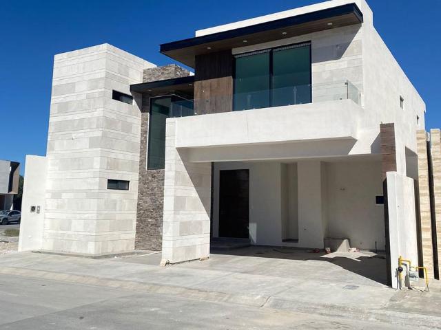 Casa en venta en Arteaga, Coahuila