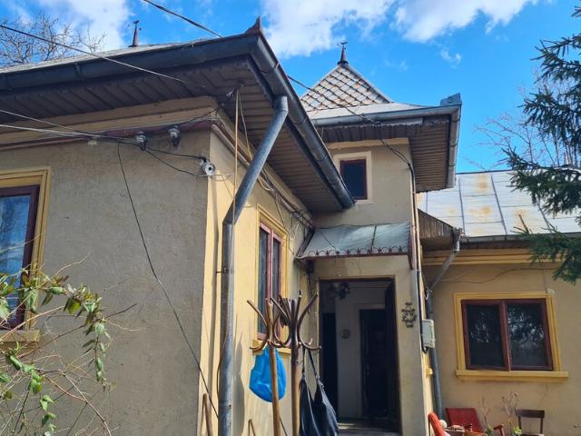 Casă vânzări în Pucioasa, Dâmbovița