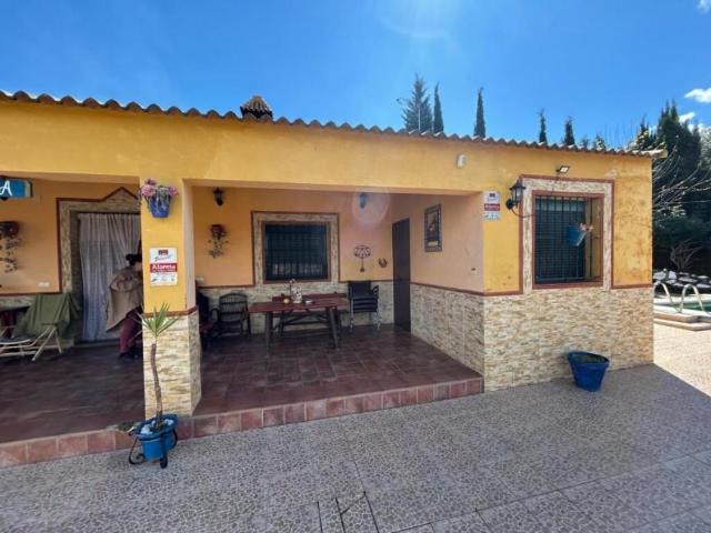 Casa en venta en La Puebla De Los Infantes, Andalucía