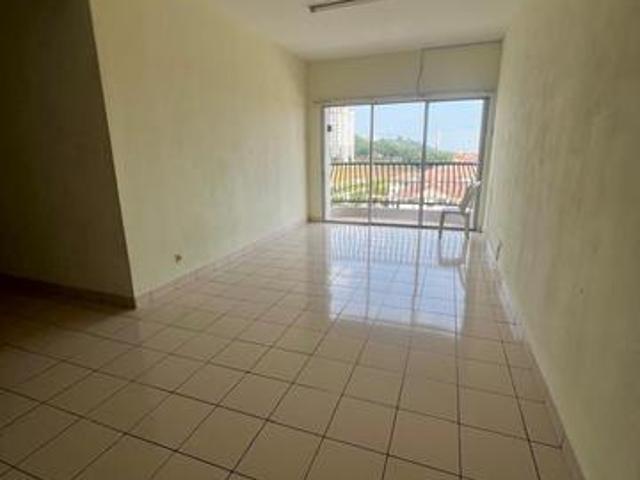 Condominium for sale in Petaling, Subang Jaya