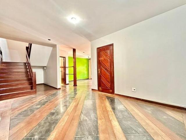 Casa venda em Região Geográfica Imediata do Distrito Federal, Região Integrada de Desenvolvimento do Distrito Federal e Entorno