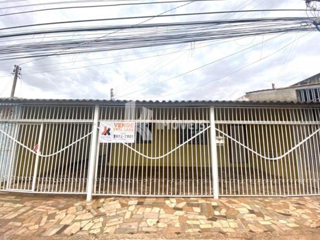 Casa venda em Região Geográfica Imediata do Distrito Federal, Região Integrada de Desenvolvimento do Distrito Federal e Entorno
