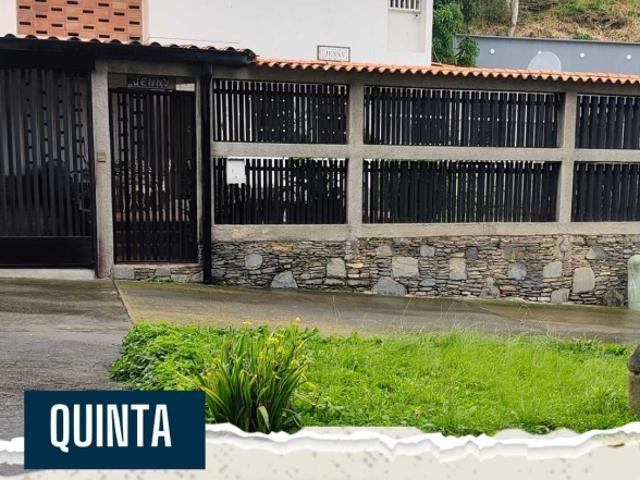 Casa en venta en Los Pinos, Caracas
