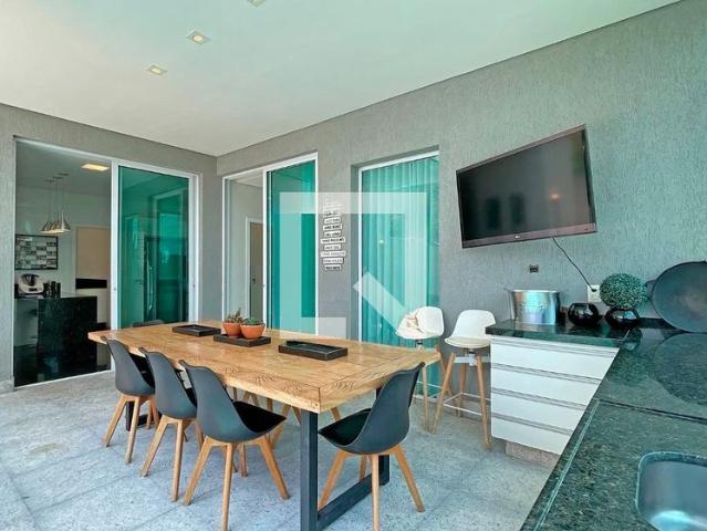 Casa venda em Região Geográfica Imediata de Belo Horizonte, Região Metropolitana de Belo Horizonte