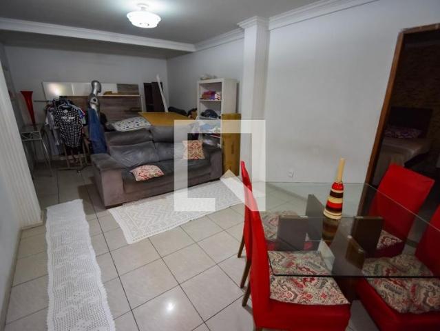 Casa aluguel em Região Geográfica Imediata do Rio de Janeiro, Região Metropolitana do Rio de Janeiro