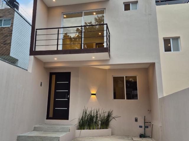 Casa en venta en Tlalnelhuayocan, Veracruz