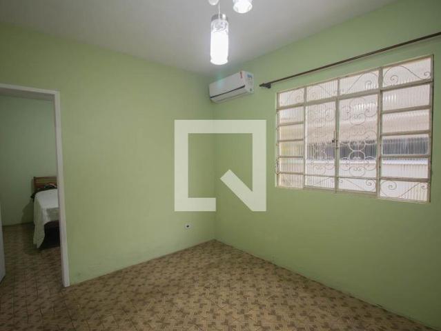 Casa aluguel em Região Geográfica Imediata do Rio de Janeiro, Região Metropolitana do Rio de Janeiro