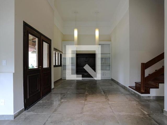 Casa aluguel em Conjunto Residencial Cocuera, Mogi das Cruzes