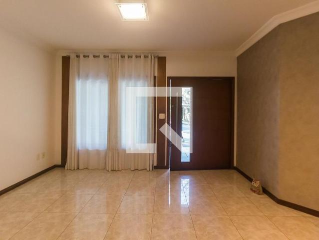 Casa aluguel em Região Imediata de São Paulo, Região Metropolitana de São Paulo