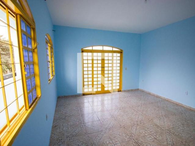 Casa aluguel em Região Geográfica Imediata do Distrito Federal, Região Integrada de Desenvolvimento do Distrito Federal e Entorno