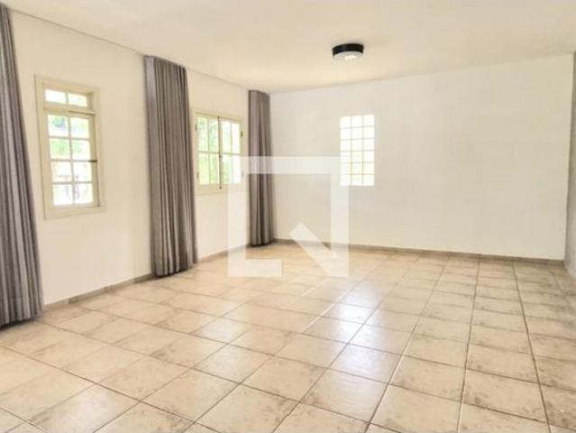 Casa aluguel em Região Geográfica Imediata de Belo Horizonte, Região Metropolitana de Belo Horizonte