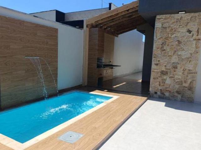 Casa venda em Região Imediata de Taubaté-Pindamonhangaba, Região Metropolitana do Vale do Paraíba e Litoral Norte