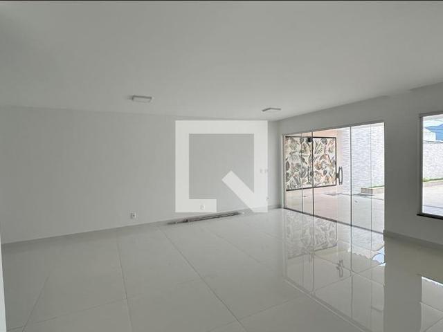 Casa aluguel em Região Geográfica Imediata do Rio de Janeiro, Região Metropolitana do Rio de Janeiro