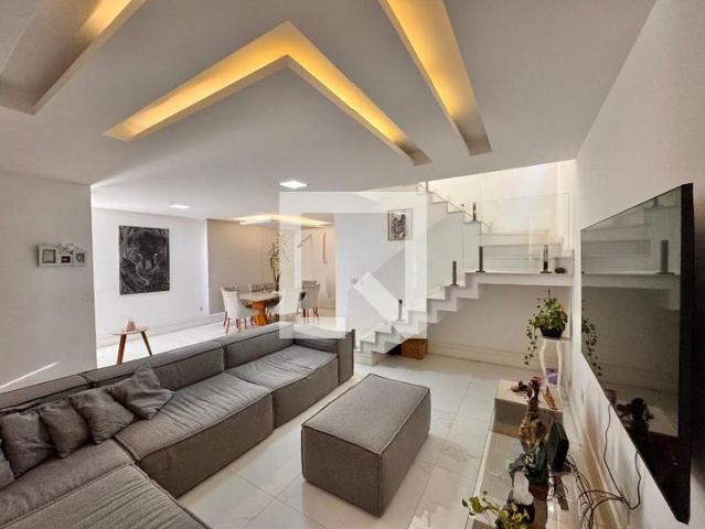 Casa aluguel em Região Geográfica Imediata do Rio de Janeiro, Região Metropolitana do Rio de Janeiro