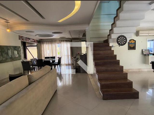 Casa aluguel em Região Geográfica Imediata do Rio de Janeiro, Região Metropolitana do Rio de Janeiro