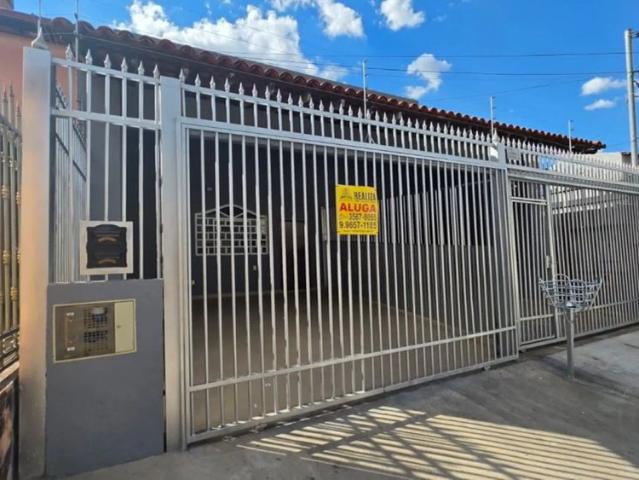 Casa aluguel em qs 04, Riacho Fundo