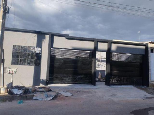 Casa venda em Região Geográfica Imediata do Distrito Federal, Região Integrada de Desenvolvimento do Distrito Federal e Entorno