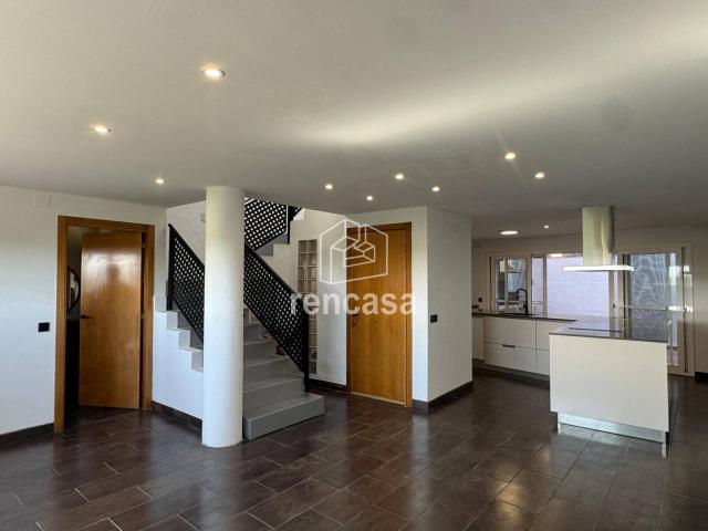 Chalet en venta en Corbins, Lleida
