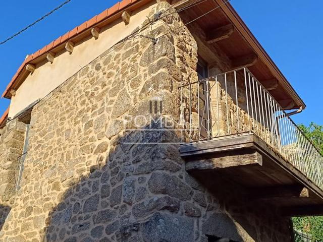 Casa en venta en Bentraces, Barbadás