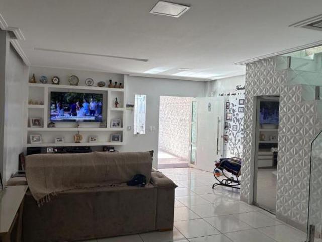 Casa venda em Região Geográfica Imediata do Distrito Federal, Região Integrada de Desenvolvimento do Distrito Federal e Entorno