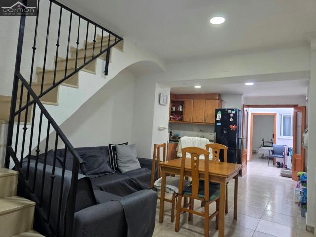 Casa en venta en Benirredrà, València / Valencia