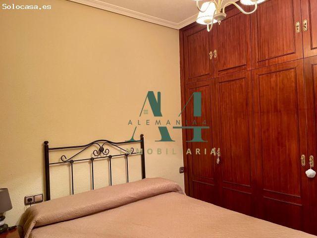 Casa en venta en Torre De Santa María, Extremadura