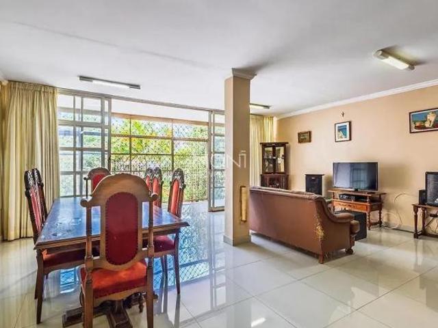 Casa venda em HIGS 707, Plano Piloto
