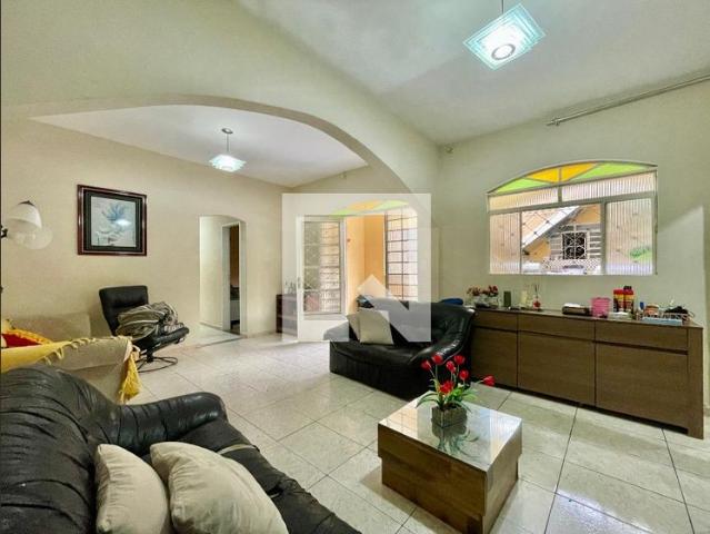 Casa aluguel em Região Geográfica Imediata de Belo Horizonte, Região Metropolitana de Belo Horizonte