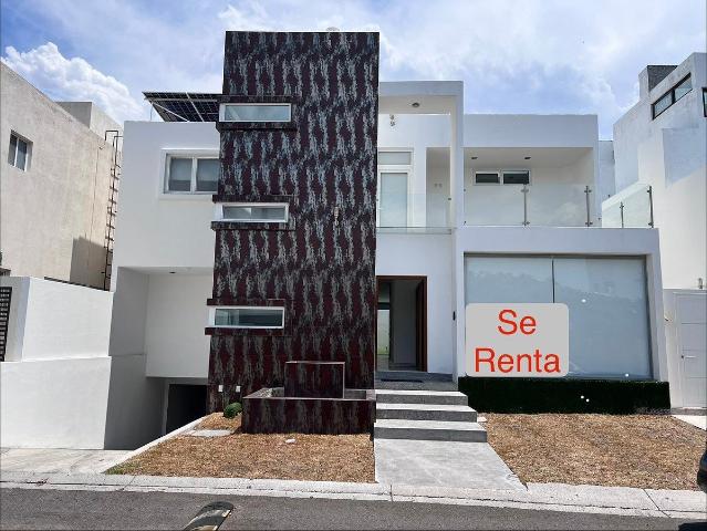 Estudio en renta en Querétaro