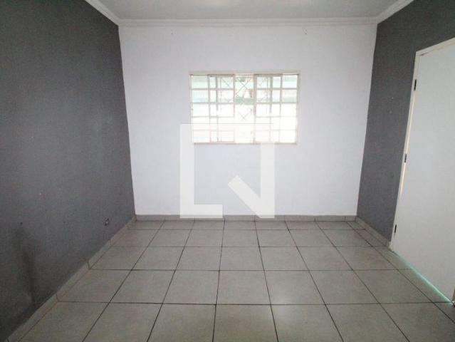 Casa aluguel em Região Imediata de São José dos Campos, Região Metropolitana do Vale do Paraíba e Litoral Norte