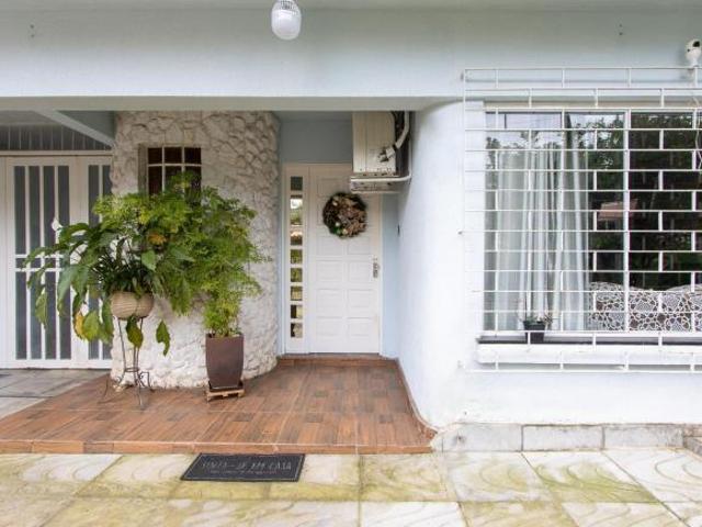 Casa venda em Região Geográfica Imediata de Porto Alegre, Região Metropolitana de Porto Alegre