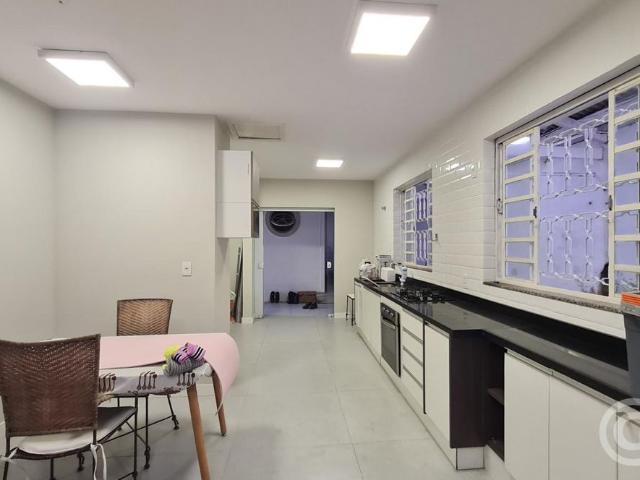 Casa aluguel em Região Geográfica Imediata de Florianópolis, Desterro