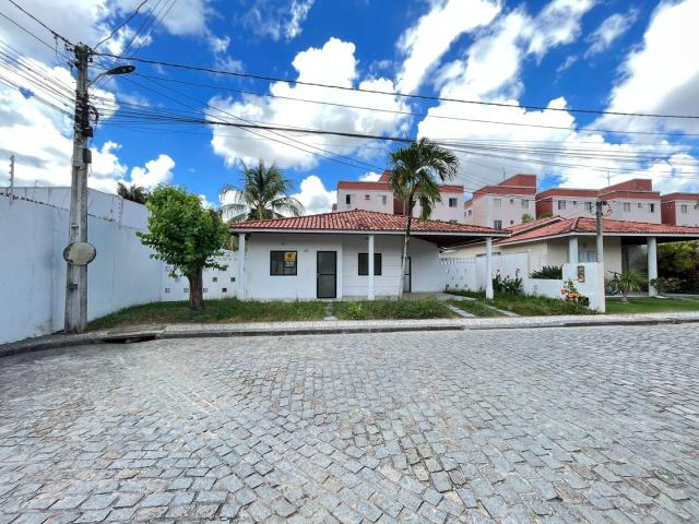Casa aluguel em Região Geográfica Imediata de Feira de Santana, Região Metropolitana de Feira de Santana
