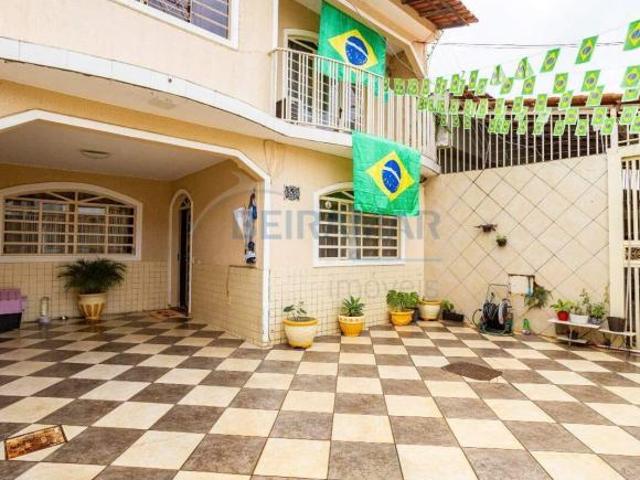 Casa venda em Região Geográfica Imediata do Distrito Federal, Região Integrada de Desenvolvimento do Distrito Federal e Entorno