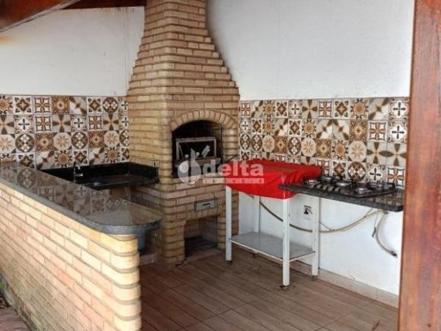 Casa venda em Dona Zulmira, Uberlândia