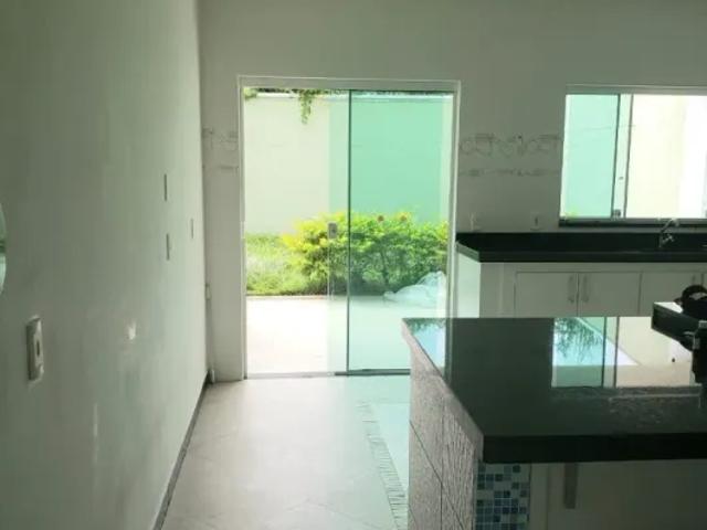 Casa aluguel em Região Imediata de Caraguatatuba-Ubatuba-São Sebastião, Região Metropolitana do Vale do Paraíba e Litoral Norte