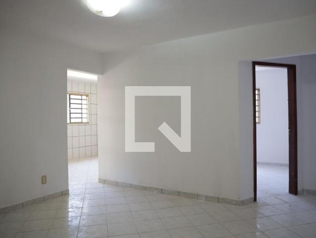 Casa aluguel em Goiânia, Residencial Araguaia