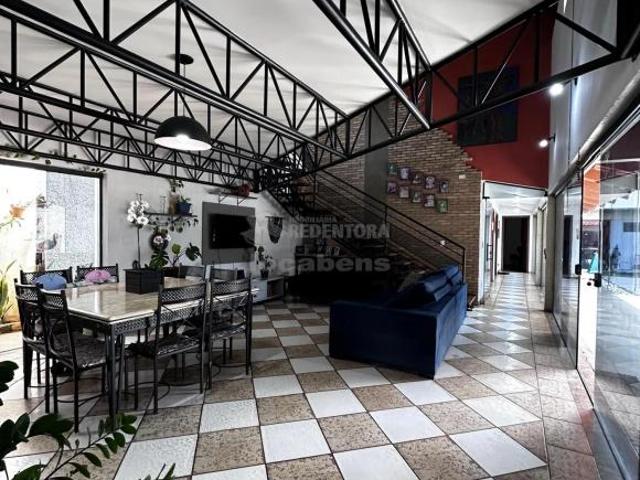 Casa venda em Região Imediata de São José do Rio Preto, Região Metropolitana de São José do Rio Preto