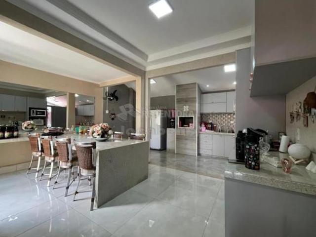 Casa venda em Região Imediata de São José do Rio Preto, Região Metropolitana de São José do Rio Preto