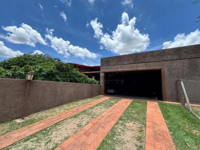 Casa venda em Região Imediata de Botucatu, Botucatu