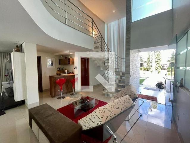 Casa aluguel em Região Geográfica Imediata de Goiânia, Goiânia