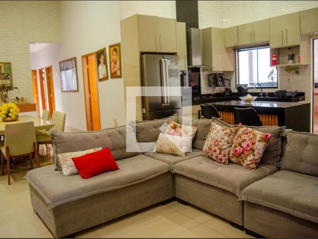 Casa aluguel em Região Geográfica Imediata de Goiânia, Goiânia