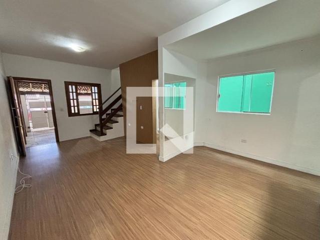 Casa aluguel em Região Imediata de São José dos Campos, Região Metropolitana do Vale do Paraíba e Litoral Norte