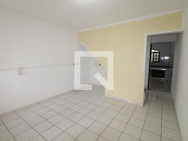 Casa aluguel em Região Imediata de São José dos Campos, Região Metropolitana do Vale do Paraíba e Litoral Norte