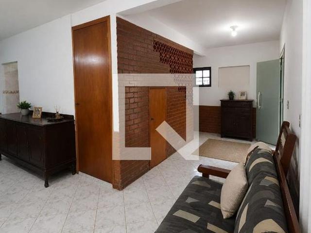 Casa aluguel em Região Geográfica Imediata do Rio de Janeiro, Região Metropolitana do Rio de Janeiro