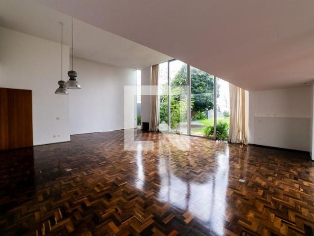Casa aluguel em Região Geográfica Imediata de Belo Horizonte, Região Metropolitana de Belo Horizonte
