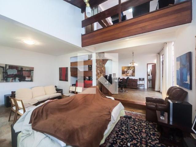 Casa venda em Região Geográfica Imediata de Belo Horizonte, Região Metropolitana de Belo Horizonte