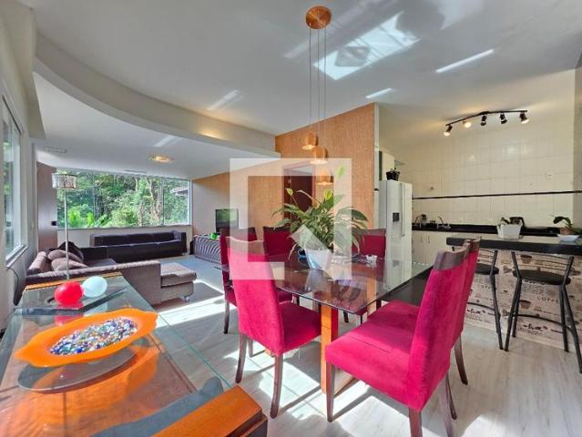 Casa aluguel em Região Geográfica Imediata de Belo Horizonte, Região Metropolitana de Belo Horizonte