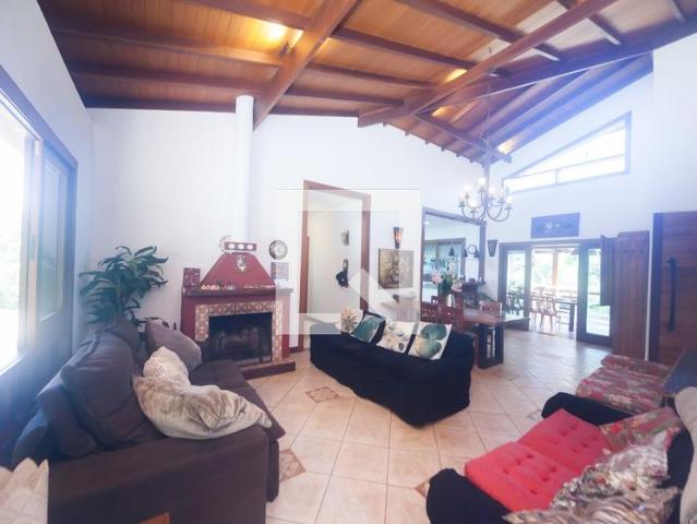 Casa aluguel em Região Geográfica Imediata de Belo Horizonte, Região Metropolitana de Belo Horizonte