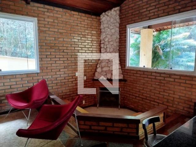 Casa venda em Região Geográfica Imediata de Belo Horizonte, Região Metropolitana de Belo Horizonte